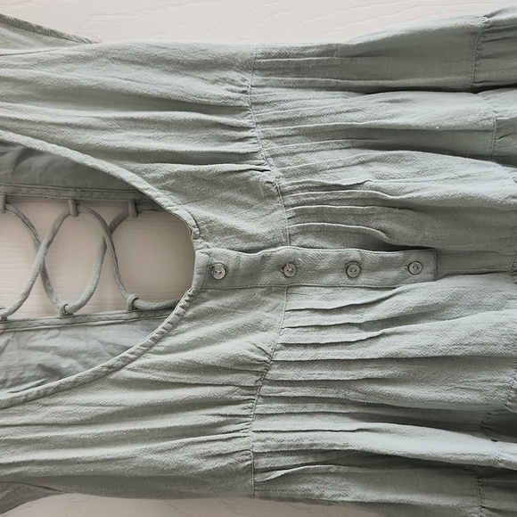 Urban Outfitters Raelynn Tie-Back Romper mint/sage green small - Picture 6 of 9